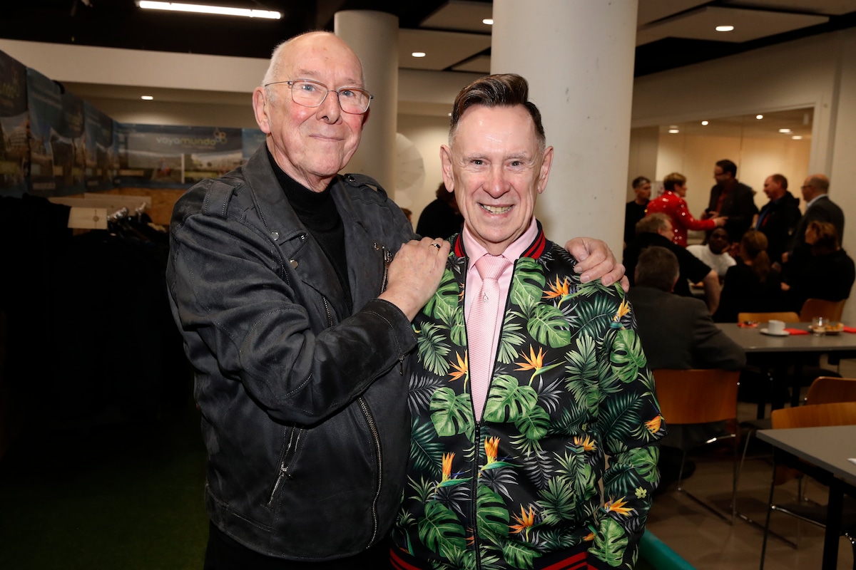 Koen Crucke krijgt een aangrijpende liefdesbrief van zijn man Jan Gheysens  | Showbizz | HLN.be