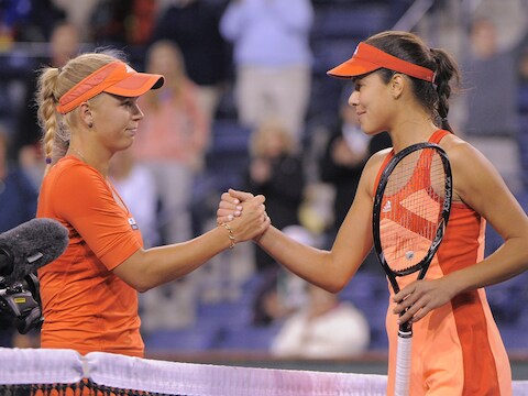 Caroline Wozniacki moest in twee sets buigen voor Ana Ivanovic.