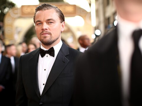 DiCaprio op de rode loper voor de Golden Globe Awards.