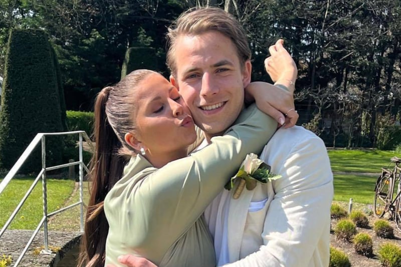 Zeger uit 'Kamp Waes' wordt voor het eerst papa | Showbizz ...