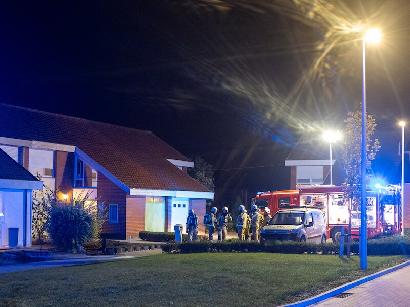 De brandweer rukte uit naar de Mandellaan in Meulebeke (Tielt)