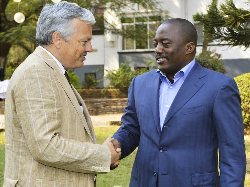 Minister van Buitenlandse Zaken Didier Reynders met Congolees president Joseph Kabila.