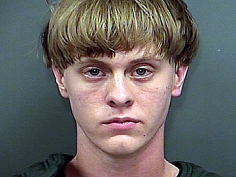 Volgens zijn omgeving had Dylann Roof de aanslag maanden tevoren gepland en wilde hij daarmee in de VS een rassenoorlog op gang trekken.