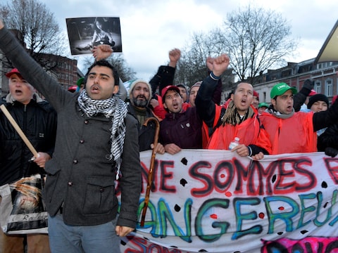 De mars van de Afghanen van La Louvière naar Bergen.