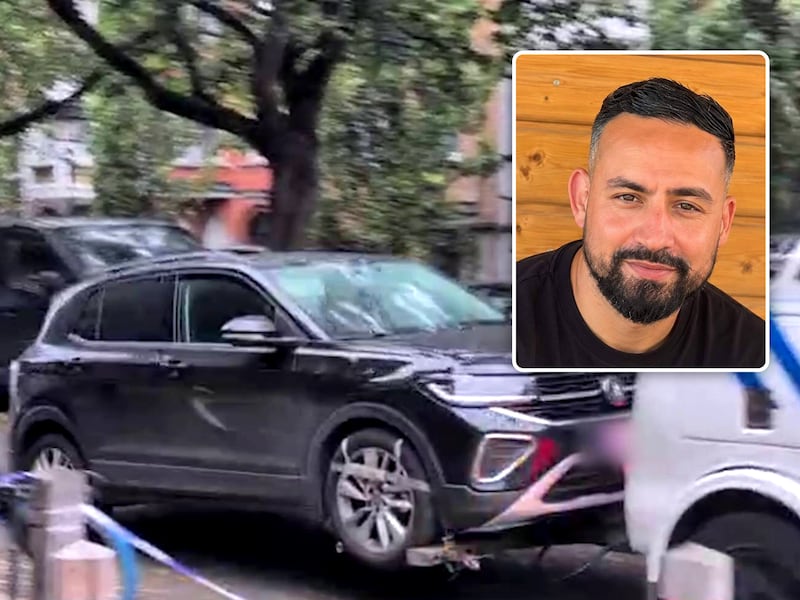 De wagen die betrokken was bij carjacking. Inzet: Nordine, de agent die om het leven kwam bij de politieactie.