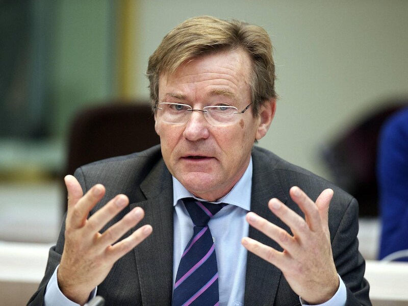 Minister van Financiën Van Overtveldt.