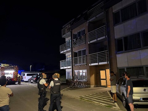 Een flatgebouw in de Rode Kruisstraat in Roeselare moest even ontruimd worden.