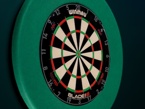 Dartsfans kunnen op zaterdag 12 september deelnemen aan een tornooi in de brandweerkazerne van Zele. 