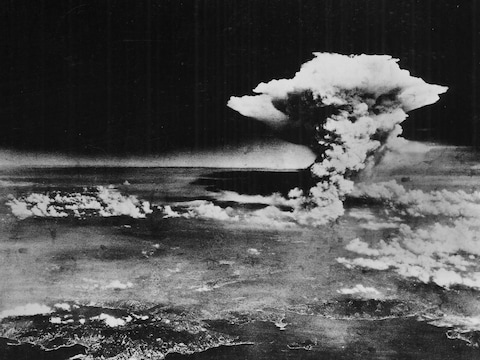 De Verenigde Staten dropten op 6 augustus 1945 een atoombom op de Japanse stad Hiroshima.