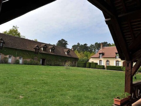 Het klooster van Magdala in de Loirestreek bleek Vangheluwe uiteindelijk liever kwijt dan rijk.