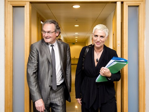 Minister van Overheidsbedrijven Jean-Pascal Labille en de Nederlandse staatssecretaris voor Infrastructuur Wilma Mansveld