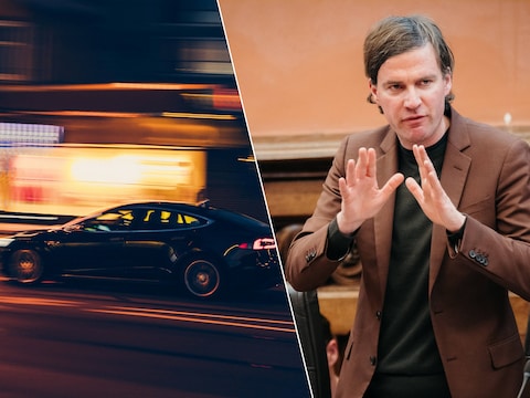Snelle auto
knalpot
luide uitlaat / Gemeenteraad Gent