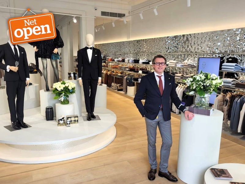 Tom Van Poucke, in de nieuwe winkel van VIC in de Patria op de Grote Markt.