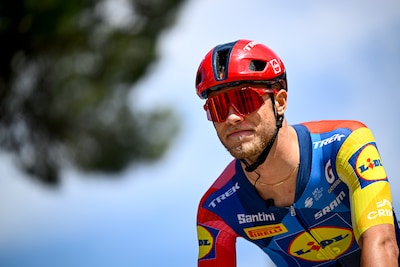 Magnier en Milan verliezen terrein op het peloton waar EF op kop rijdt: keren de twee sprinters nog terug?