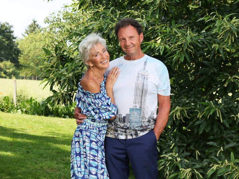“Ik verslikte me in mijn spaghetti toen ze binnenwandelde in haar slaapkleedje”: Martine Jonckheere en haar Filip zijn 45 jaar samen