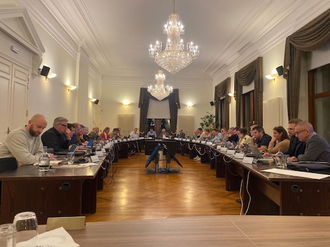 De bedrijventerreinen in Asse en Dilbeek moeten in de toekomst gerichter worden ingevuld, zodat de schaarse ruimte beter wordt benut.