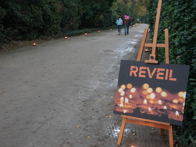 ARCHIEF. Reveil op het kerkhof van Wetteren. 