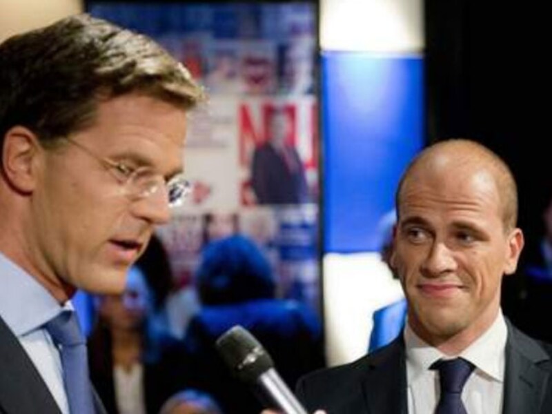 Het wordt nek-aan-nek tussen Rutte (links) en Samsom (rechts).