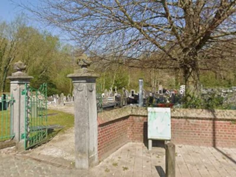 Columbaria in Voorde en Okegem krijgen nieuwe sokkel na scheuren en verzakkingen