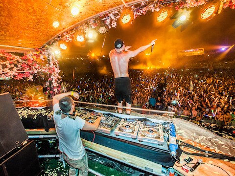 Dimitri Vegas &amp; Like Mike tijdens de vorige editie van Tomorrowland.