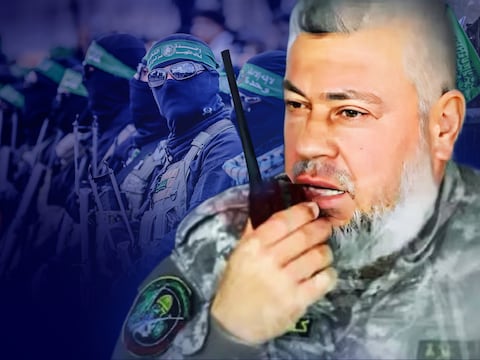 De militaire leider van Hamas op de Gazastrook Izz al-Din al-Haddad en enkele van zijn strijders.