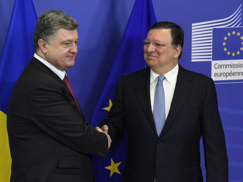 Oekraïens president Petro Porosjenko en José Manuel Barroso, voorzitter van de Europese Commissie.