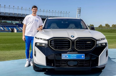 Nieuw seizoen, nieuwe auto’s bij Real Madrid: Thibaut Courtois kiest alweer voor deze peperdure BMW