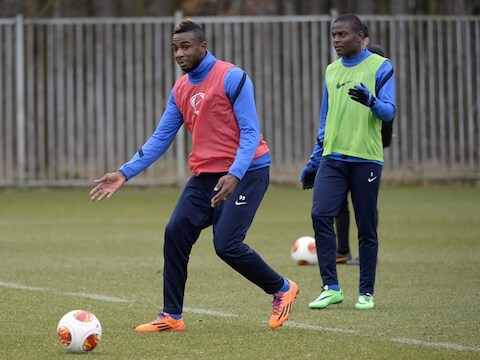 Mboyo gisteren tijdens de eerste training van Emilio Ferrera in Genk.