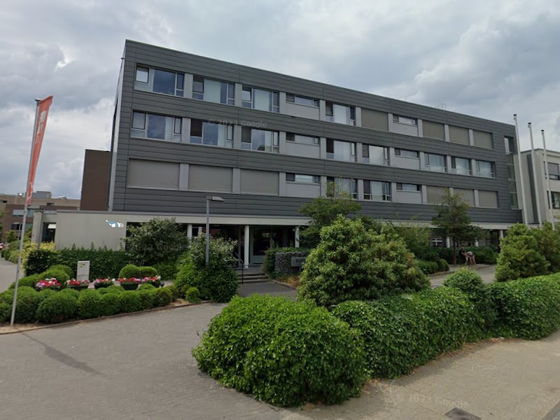 De bibliotheek van Rumst aan de Schoolstraat.