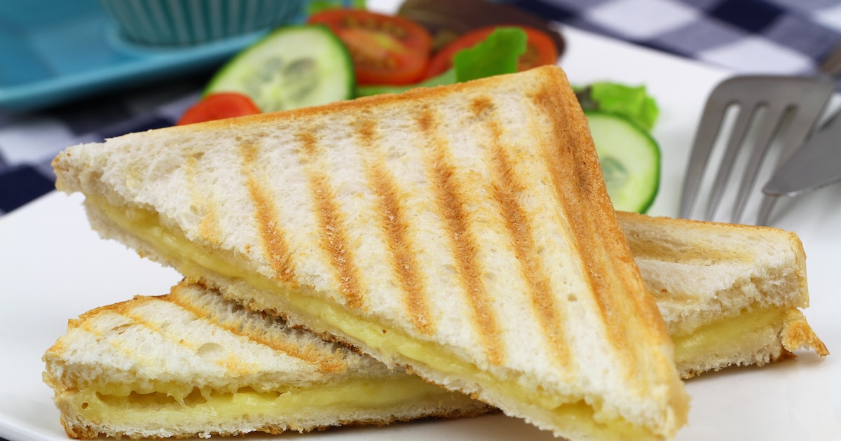 Keti’s van Chiro Schelle bakken krokante croques