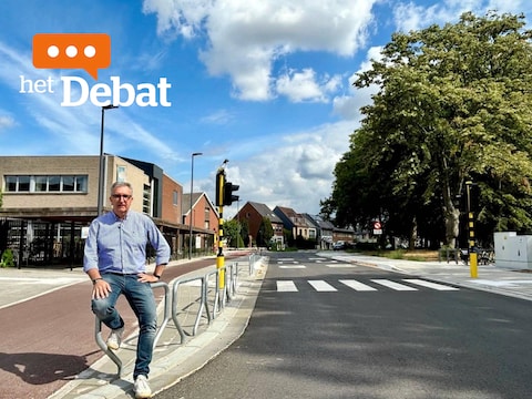 Schepen van Openbare Werken Luc Spiessens (N-VA Team Eddy) in de vernieuwde Breendonkstraat. 