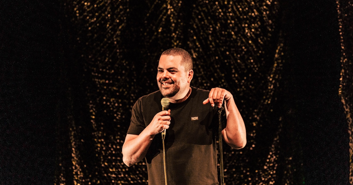 Yannick Noben viert tien jaar comedy met best of-show in Aartselaar