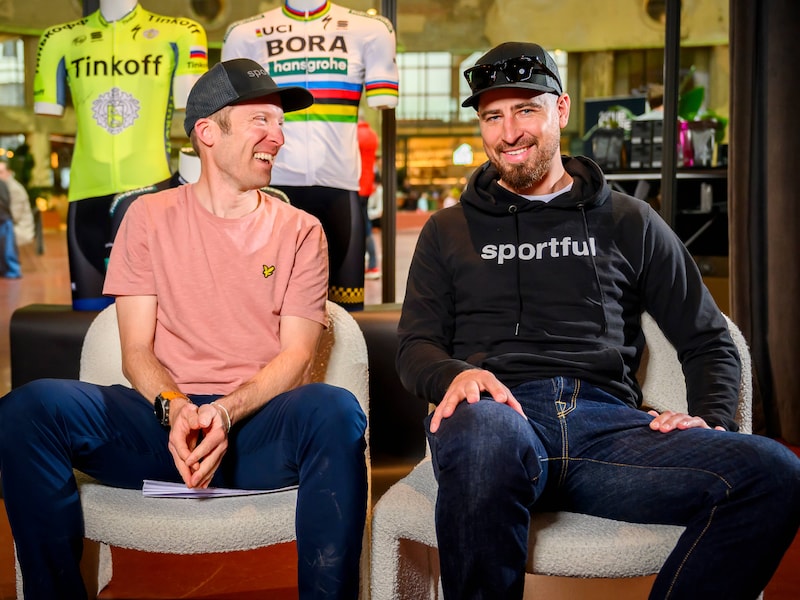 “Of ik nu graag zou koersen? Nee, echt niet”: onze analist Jan Bakelants praat met wielerlegende Peter Sagan over huidige generatie toppers en de Ronde