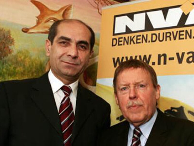 Atik Özer en Siegfried Bracke.