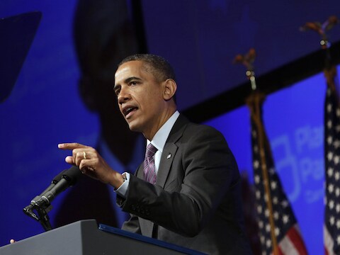 Obama waarschuwt Syrië.