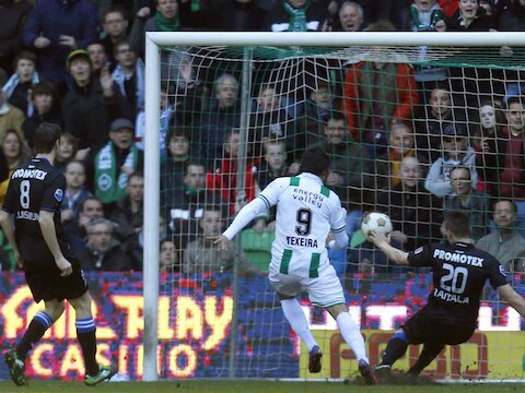 Raitala zette Groningen met een eigen doelpunt op weg naar de 3-1 overwinning.
