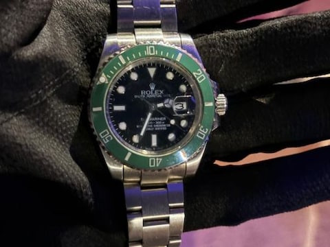 Belgische toerist slachtoffer van straatroof in Spaanse kuststad Sitges: horloge van 9.000 euro snel teruggevonden