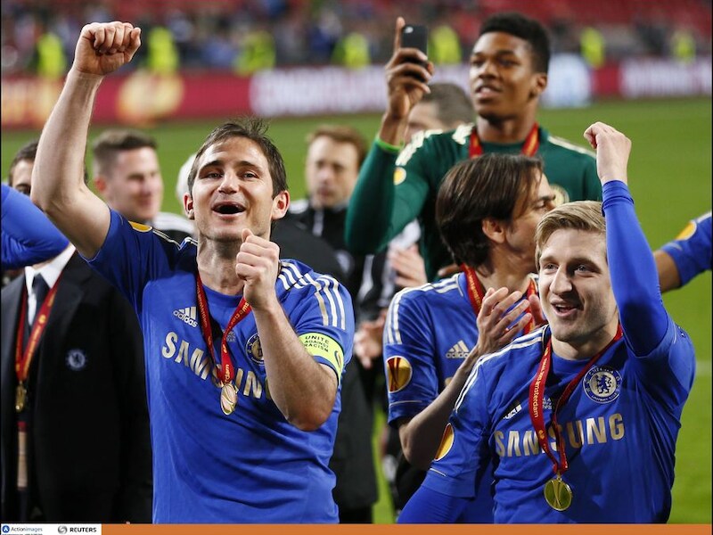 Marko Marin (rechts) naast Frank Lampard.