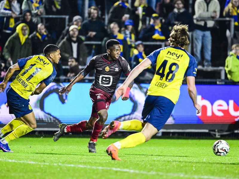 “Mijn doel? Bovenal wil ik een bron van inspiratie zijn”: na moeilijke maanden en hard werk lijkt Bill Antonio helemaal terug bij KV Mechelen