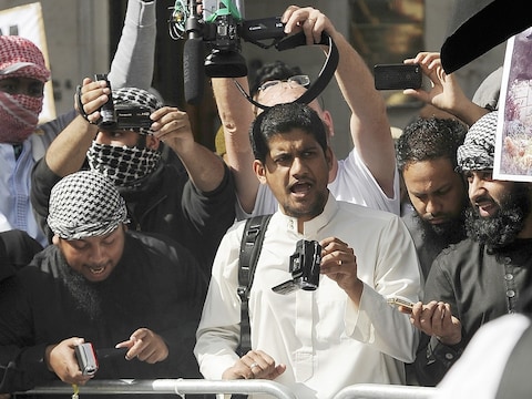 Siddhartha Dhar bij de Amerikaanse ambassade tijdens een demonstratie in 2011.