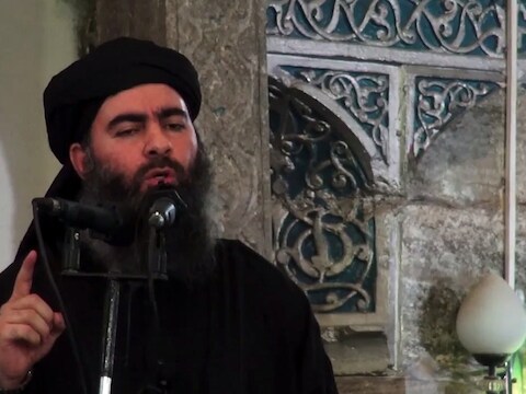 Journalisten moeten trouw beloven aan 'kalief' Abu Bakr al-Baghdadi, de leider van IS.