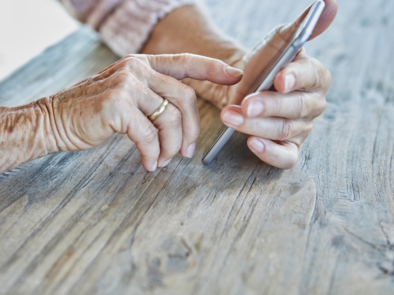 Pensioenlijn krijgt nieuw telefoonnummer in Arendonk