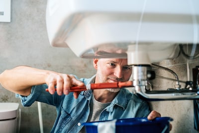 Loodgieter nodig? Dit krijg je vergoed van je bran