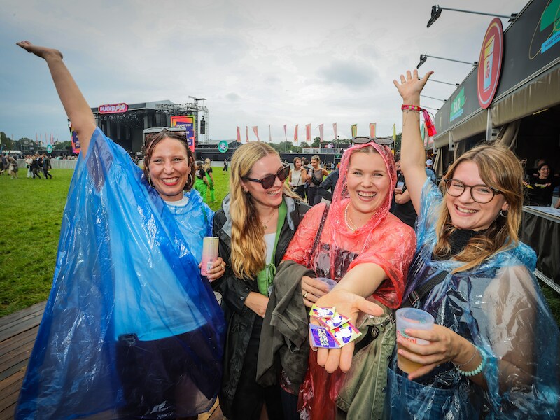 “Waarom kan het niet overal zo?”: Pukkelpop heeft het jongste publiek, maar zweert - verrassend - bij ‘oud systeem’