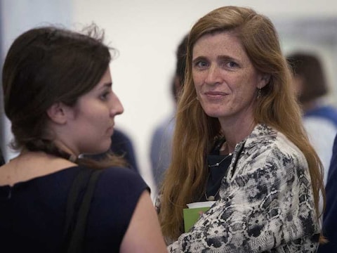 De Amerikaanse VN-ambassadeur Samantha Power (R).