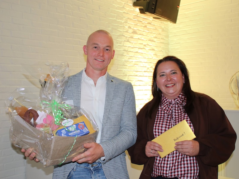 Koe-Boe-Party wint Alkense Award voor het Ondernemerschap