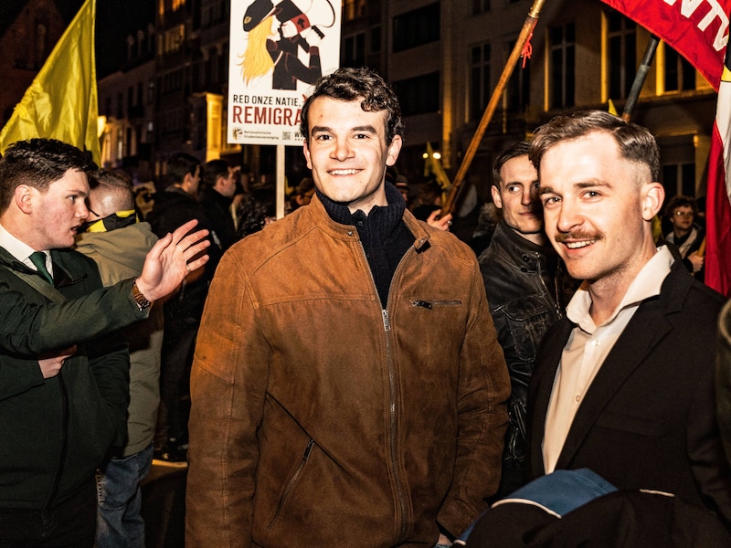 De Italiaan Andrea Ballarati (links op de foto), organisator van de Remigration Summit in Milaan vorig jaar, komt naar Gent. Rechts staat de Zwitser Manuel Corchia van de organisatie Junge Tat.