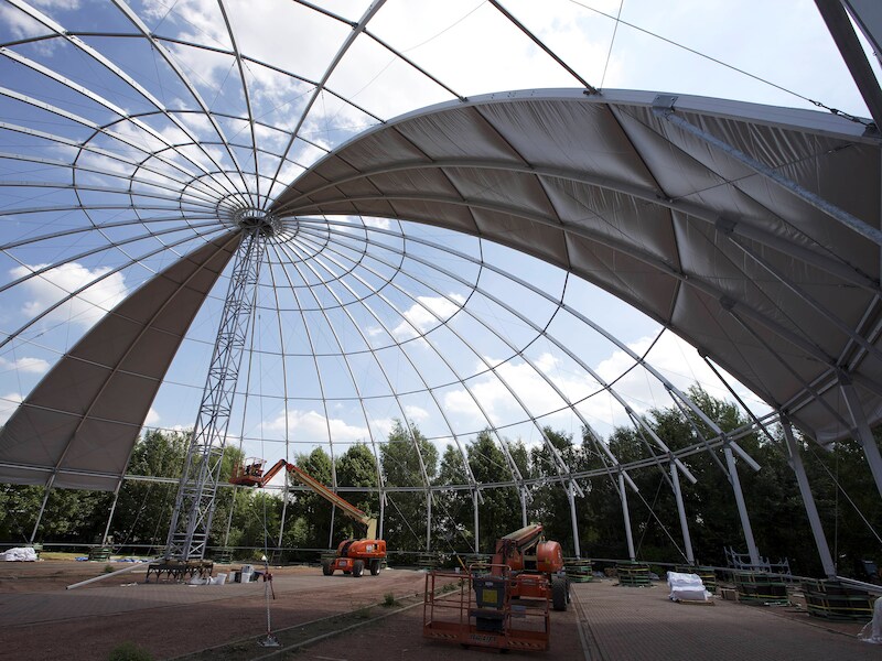 In Neder-over-Heembeek werd een speciale constructie opgetrokken voor de viering.