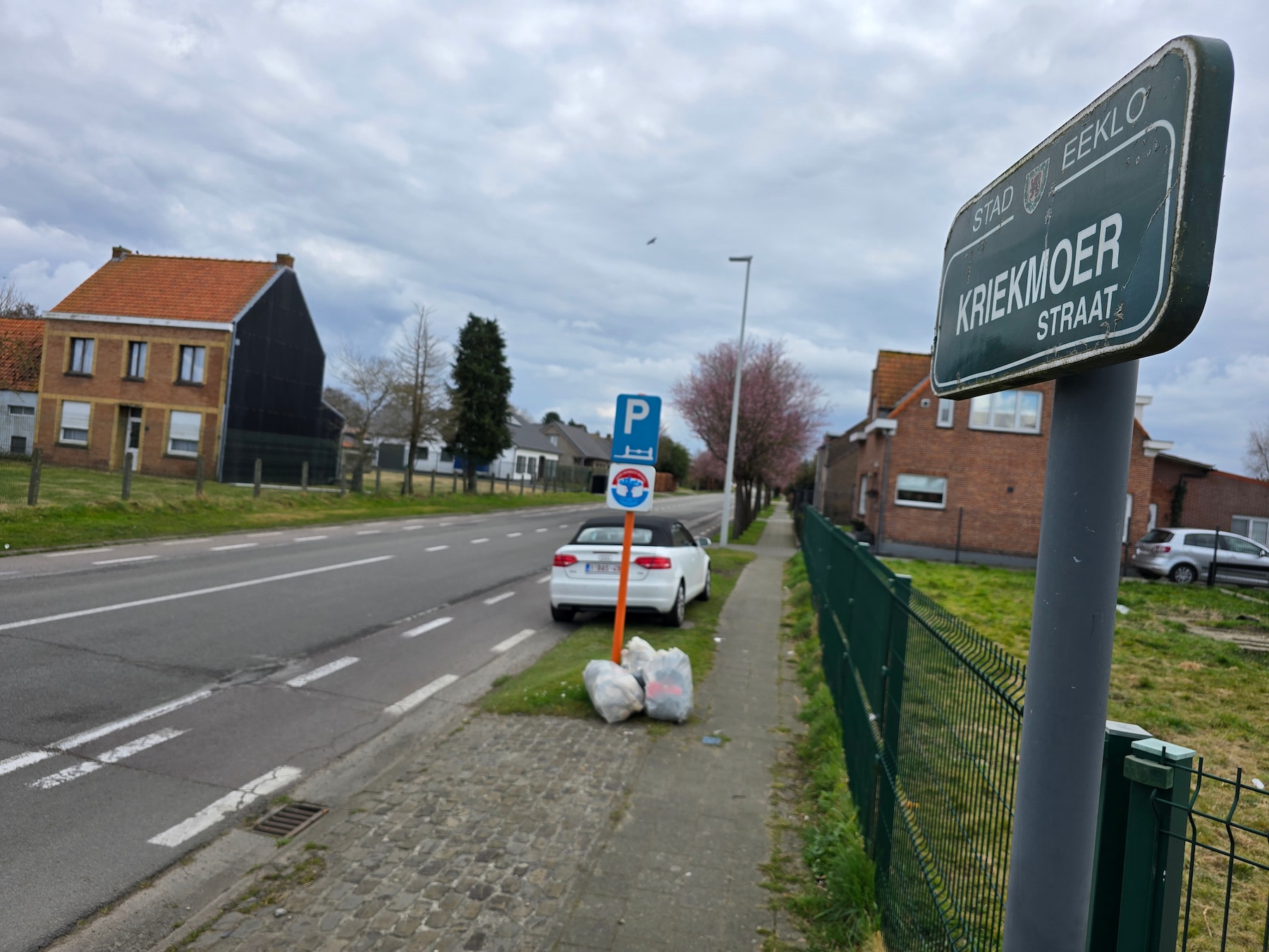 ‘Slechtste wegdek van de stad’ in Kriekmoerstraat wordt aangepakt: dit is de hinder