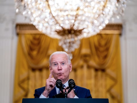 Amerikaans president Joe Biden tijdens zijn televisietoespraak gisteren in het Witte Huis. 